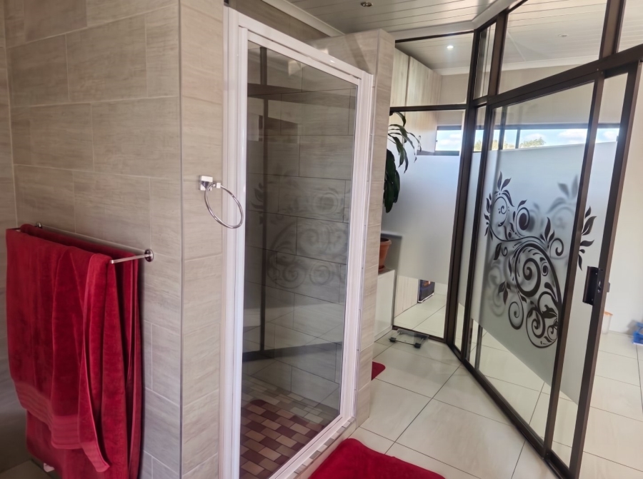 6 Bedroom Property for Sale in Dan Pienaar Free State